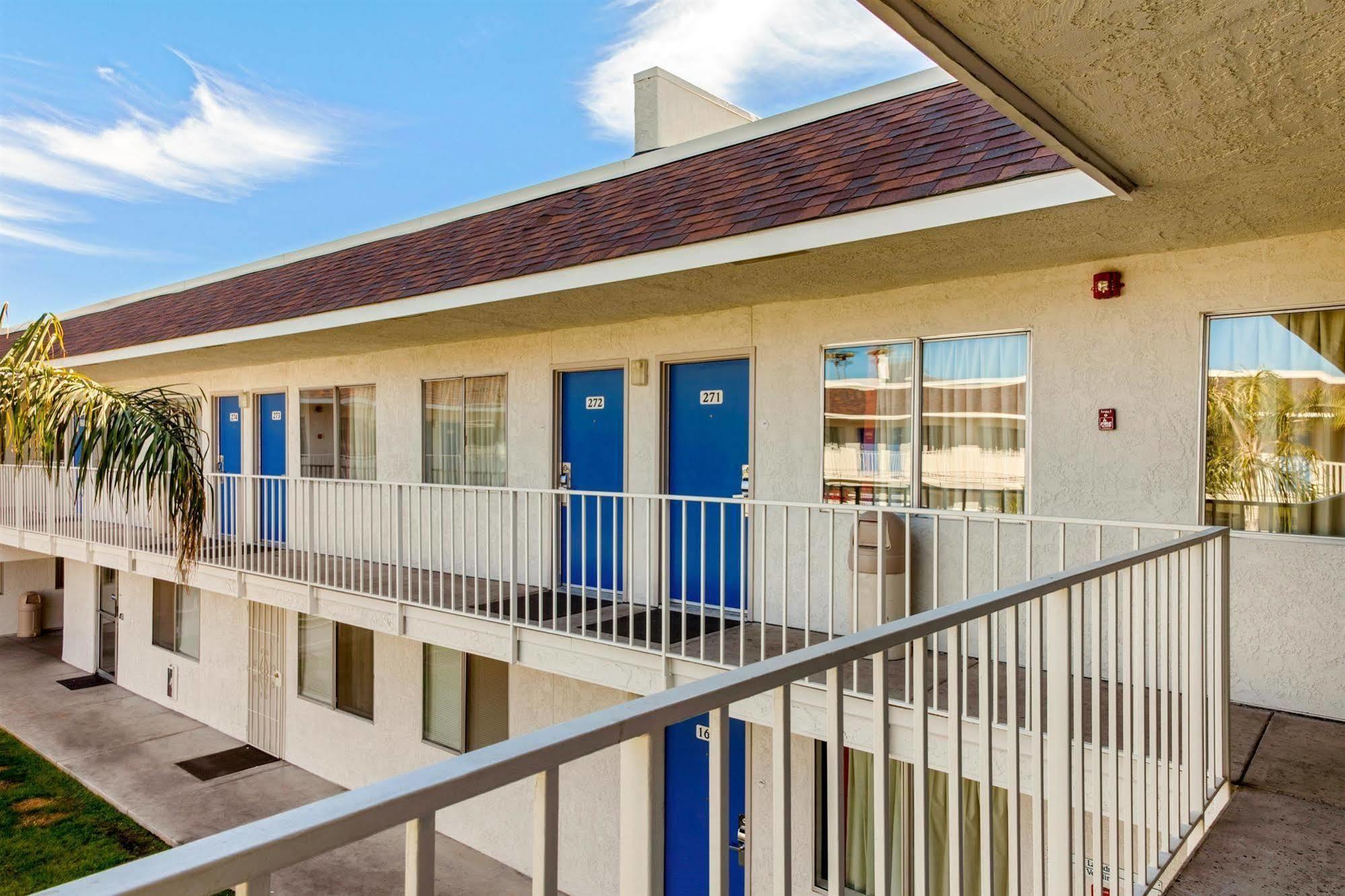 Motel 6-Phoenix, Az - North Bell Road المظهر الخارجي الصورة