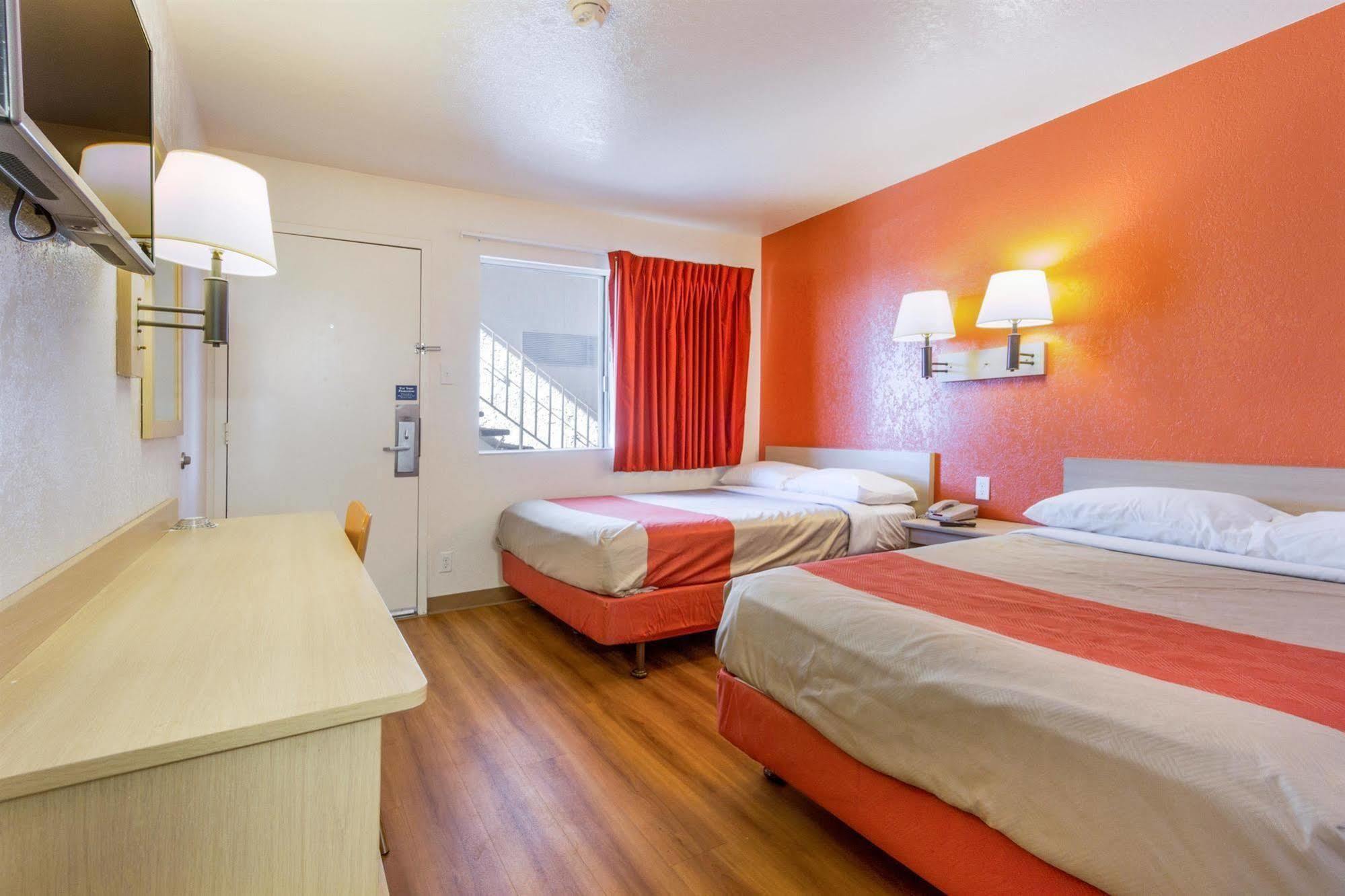 Motel 6-Phoenix, Az - North Bell Road المظهر الخارجي الصورة